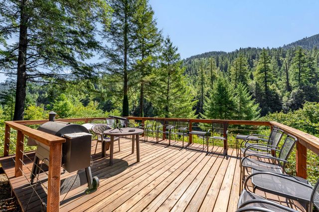 7800 Rogue River, Agness, OR 97406