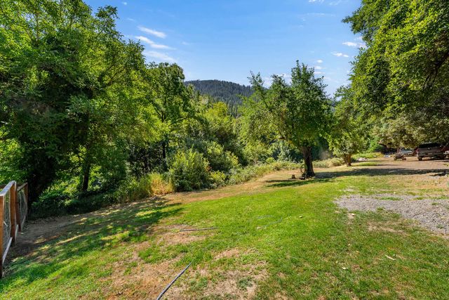 7800 Rogue River, Agness, OR 97406