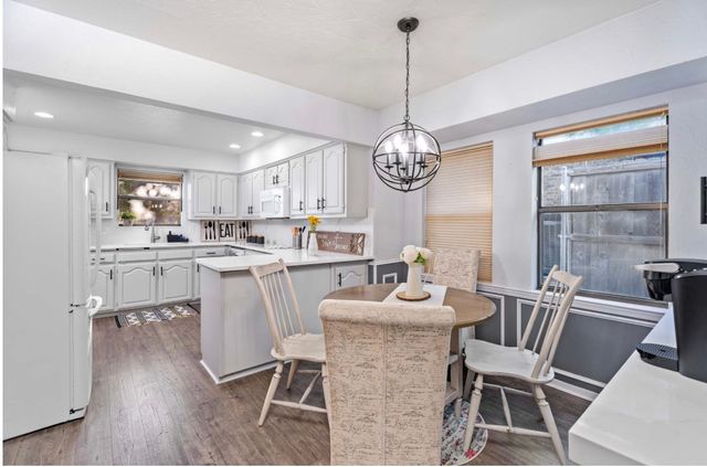 2109 Marin, Carrollton, TX 75006