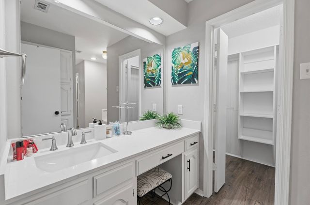 2109 Marin, Carrollton, TX 75006