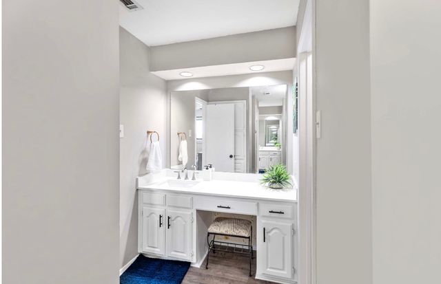 2109 Marin, Carrollton, TX 75006