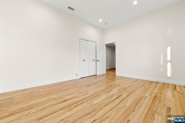 3013 High Street, Fair Lawn, NJ 07410