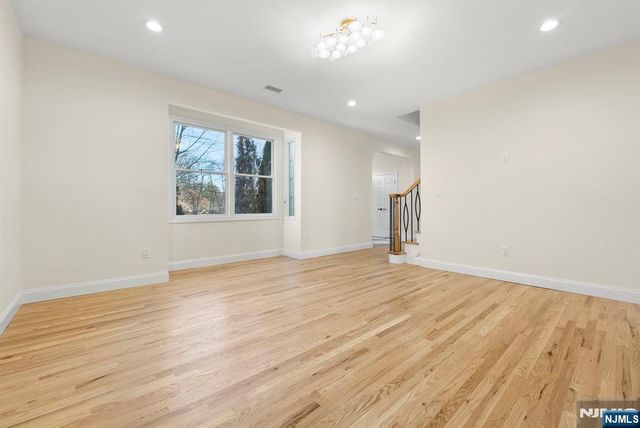3013 High Street, Fair Lawn, NJ 07410