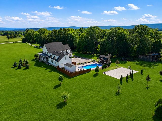 1876 Glass Mill Road, Chickamauga, GA 30707
