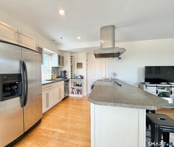 1611 Washington Boulevard 402, Stamford, CT 06902