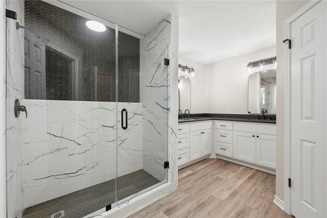 5505 Somerford Lane, Bryan, TX 77802