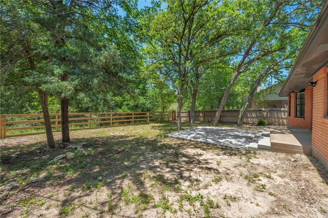 5505 Somerford Lane, Bryan, TX 77802