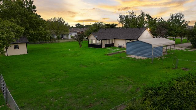 5300 County Road 437, Princeton, TX 75407