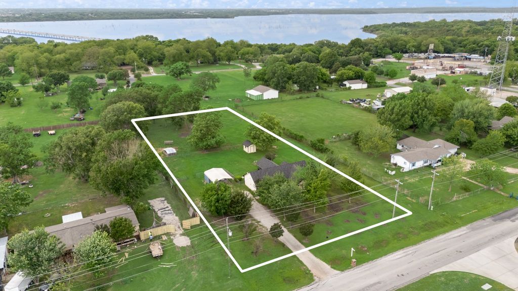 5300 County Road 437, Princeton, TX 75407