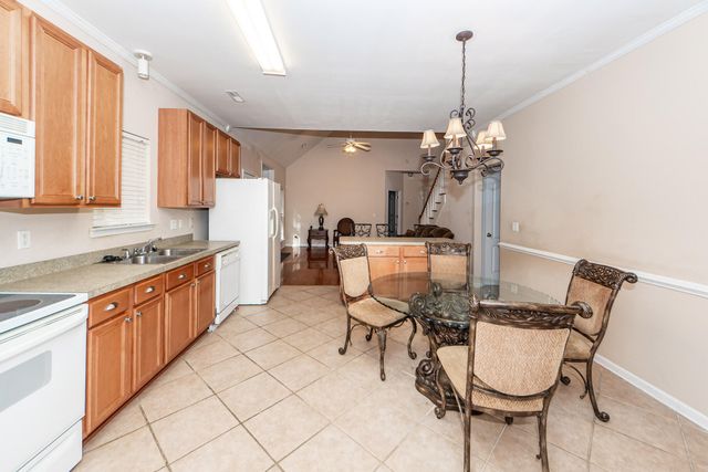 8340 Berringer, North Charleston, SC 29418