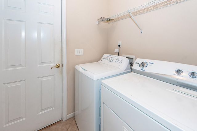8340 Berringer, North Charleston, SC 29418
