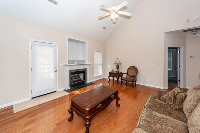 8340 Berringer, North Charleston, SC 29418