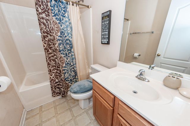 8340 Berringer, North Charleston, SC 29418