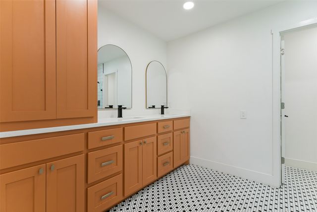 7609 Greenleaf Court, North Richland Hills, TX 76182