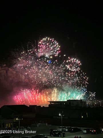 815 W Market St UNIT 804, Louisville, KY 40202