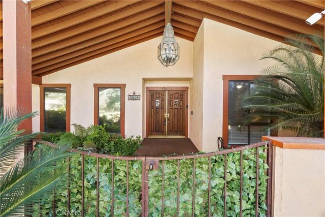 7611 De Colores Court, Bakersfield, CA 93309