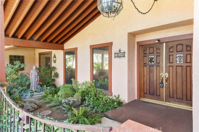 7611 De Colores Court, Bakersfield, CA 93309
