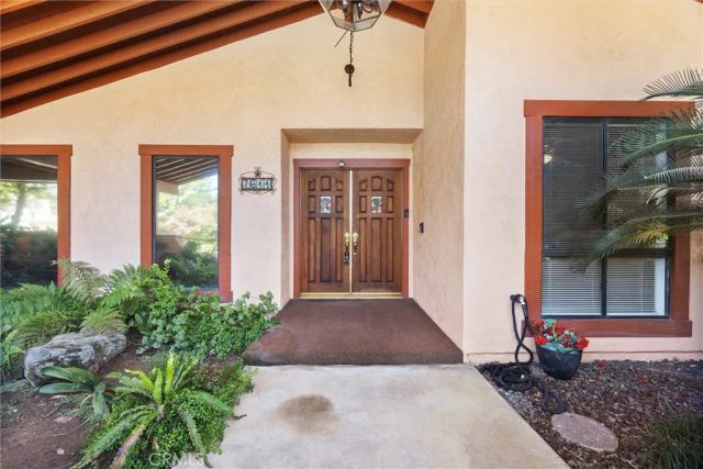 7611 De Colores Court, Bakersfield, CA 93309