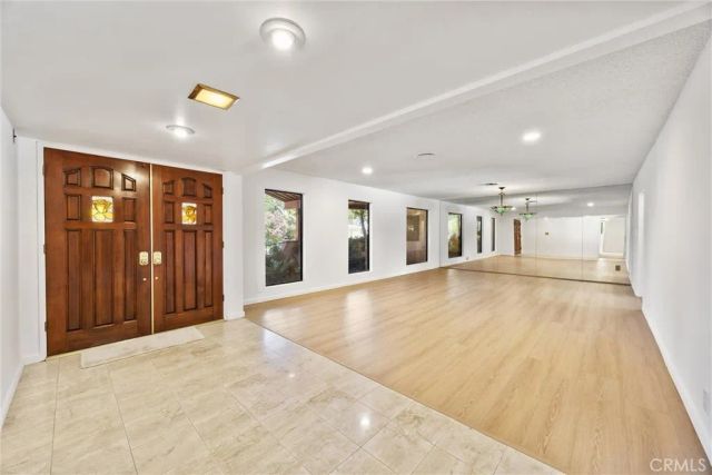 7611 De Colores Court, Bakersfield, CA 93309