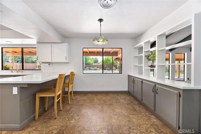 7611 De Colores Court, Bakersfield, CA 93309