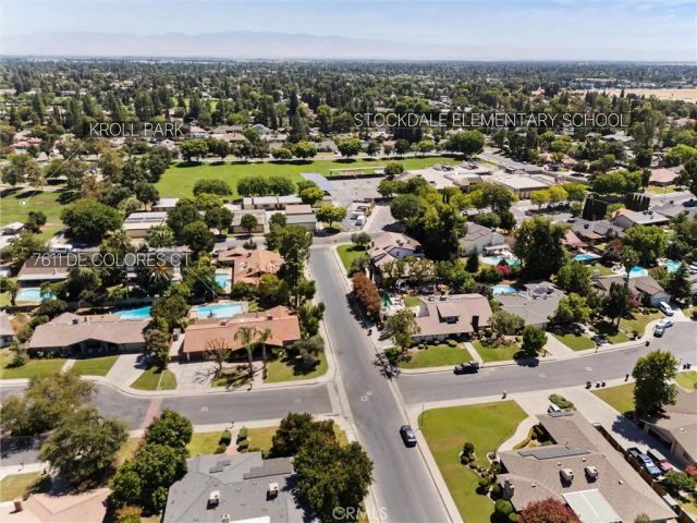 7611 De Colores Court, Bakersfield, CA 93309