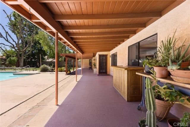 7611 De Colores Court, Bakersfield, CA 93309