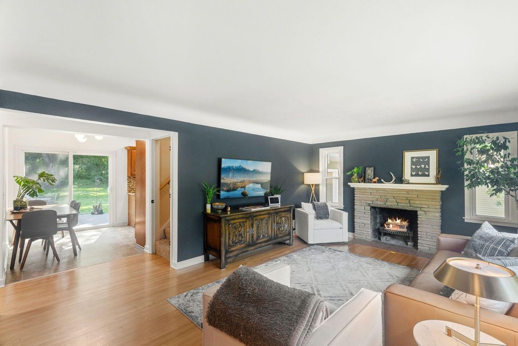 1310 Welcome Avenue N, Golden Valley, MN 55422 — photo 3