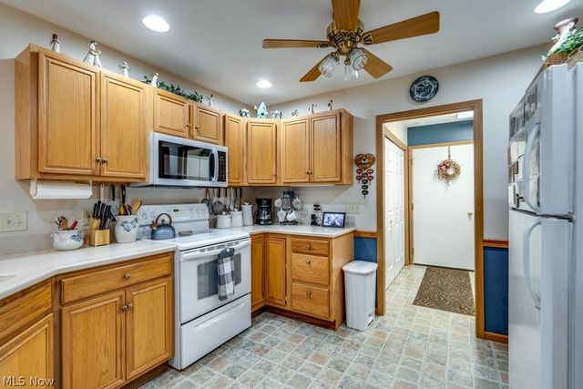 1055 Scottwood Place NE, Massillon, OH 44646