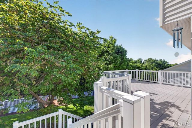 5547 Bellemeade Trail Court, St Louis, MO 63129