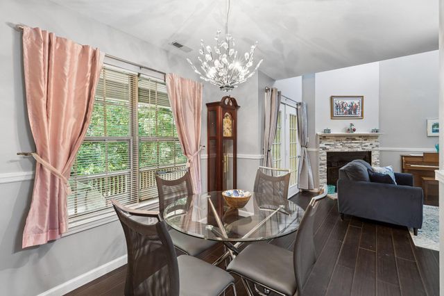 137 TAVISTOCK, Cherry Hill, NJ 08034