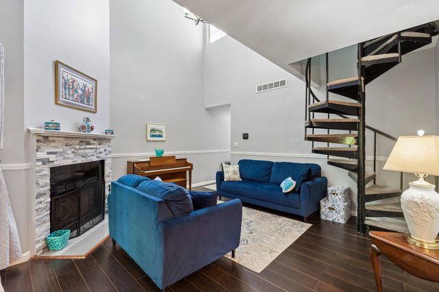 137 TAVISTOCK, Cherry Hill, NJ 08034