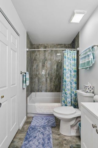 137 TAVISTOCK, Cherry Hill, NJ 08034