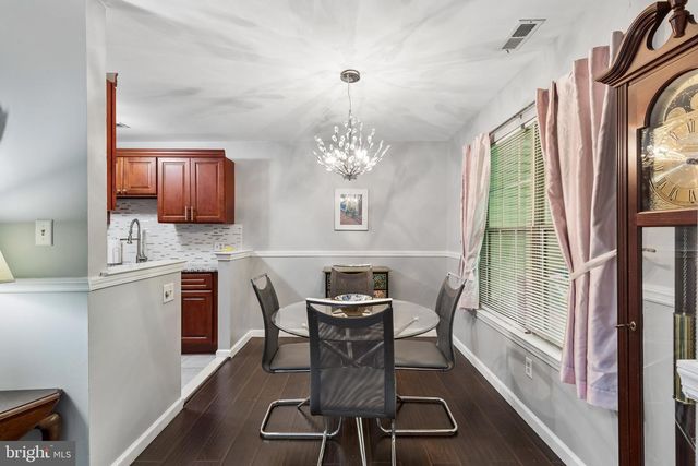 137 TAVISTOCK, Cherry Hill, NJ 08034