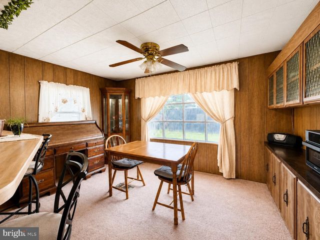 5510 GOLDEN DR, Morrisville, PA 19067