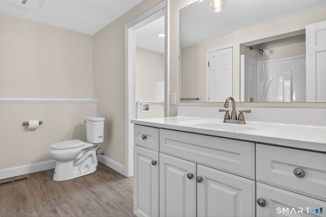 44 Chamberlain Hill Road, Middletown, CT 06457