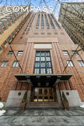 20 West St Apt 41D, New York City, NY 10004