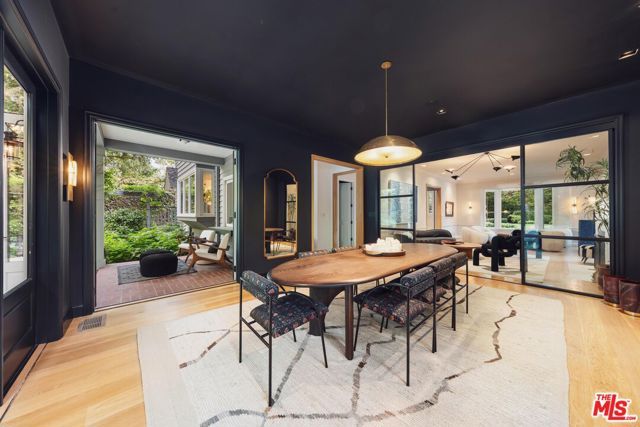 2600 Mandeville Canyon Road, Los Angeles, CA 90049