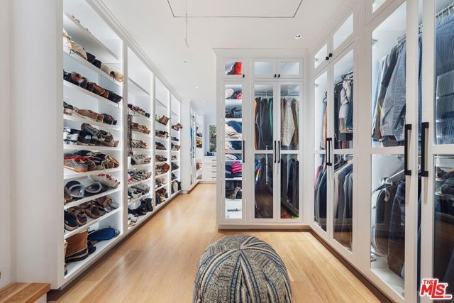 2600 Mandeville Canyon Road, Los Angeles, CA 90049