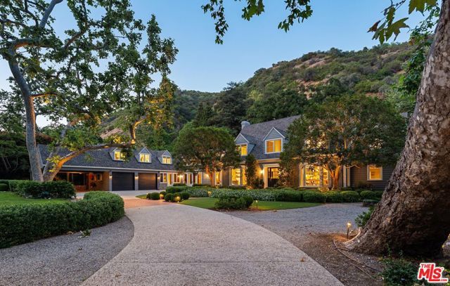 2600 Mandeville Canyon Road, Los Angeles, CA 90049