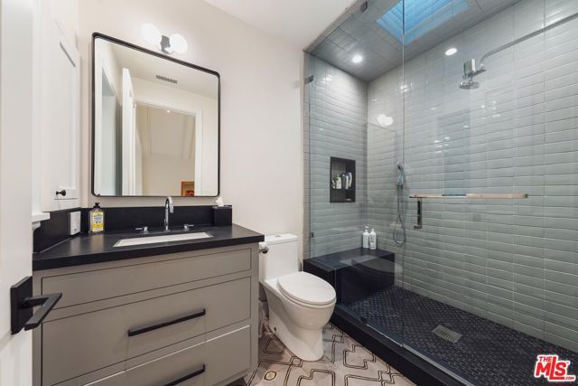 2600 Mandeville Canyon Road, Los Angeles, CA 90049