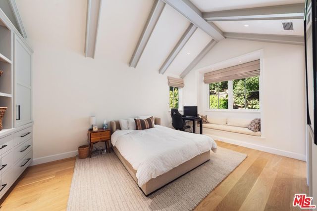 2600 Mandeville Canyon Road, Los Angeles, CA 90049