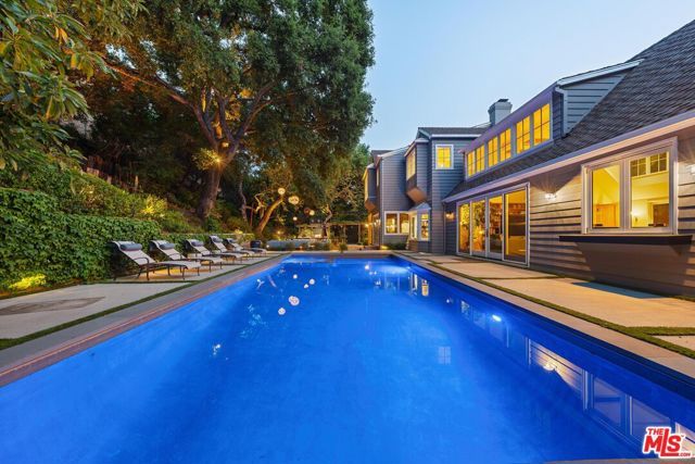 2600 Mandeville Canyon Road, Los Angeles, CA 90049