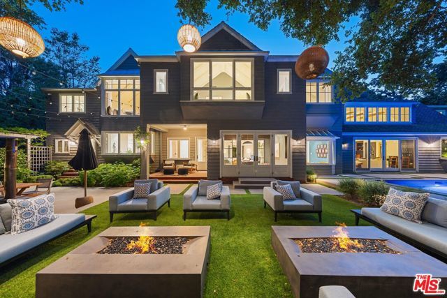 2600 Mandeville Canyon Road, Los Angeles, CA 90049