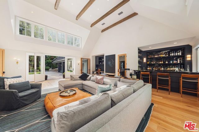 2600 Mandeville Canyon Road, Los Angeles, CA 90049