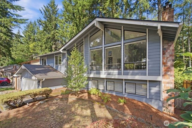 5364 Pineridge Drive NE, Bremerton, WA 98311