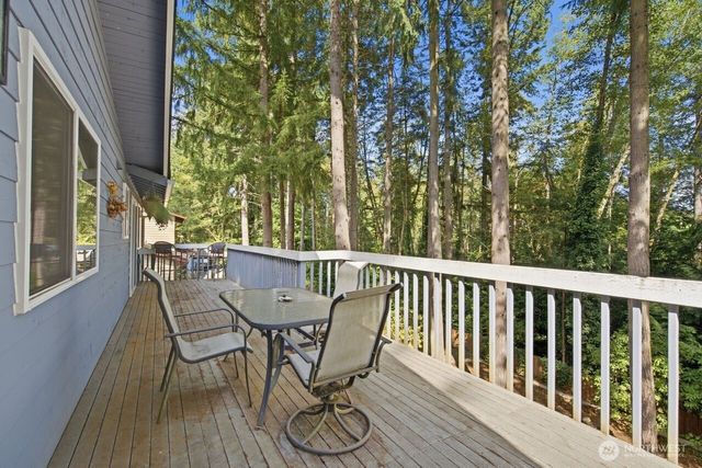 5364 Pineridge Drive NE, Bremerton, WA 98311