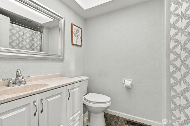 5364 Pineridge Drive NE, Bremerton, WA 98311