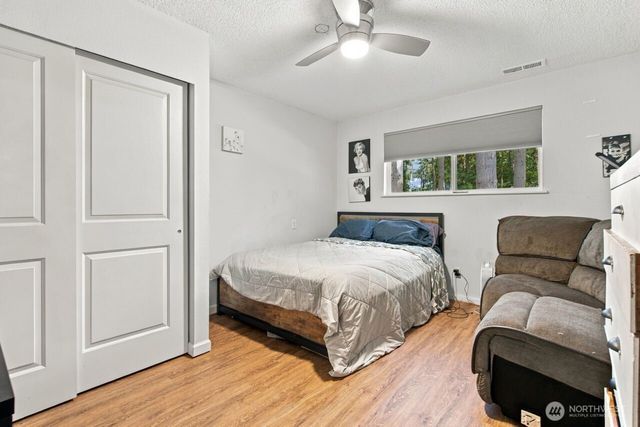 5364 Pineridge Drive NE, Bremerton, WA 98311