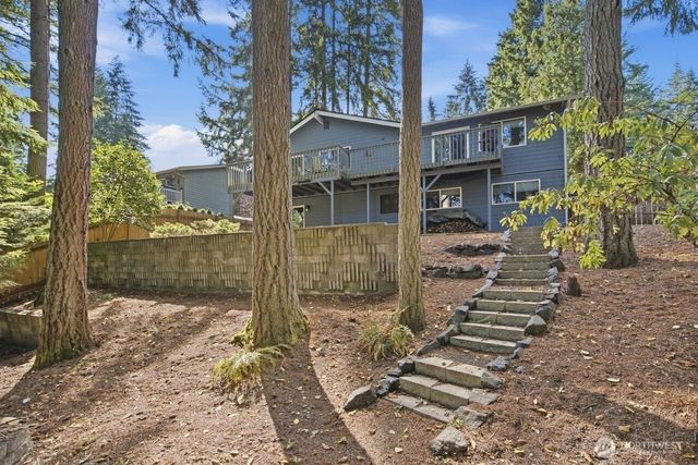 5364 Pineridge Drive NE, Bremerton, WA 98311