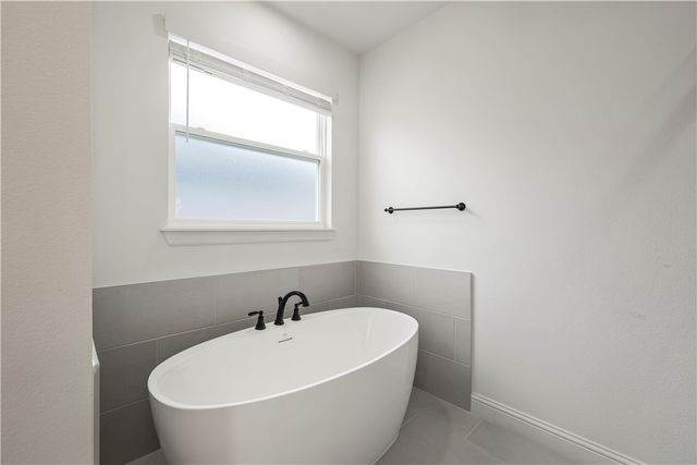 7833 Scenic Valley Avenue, Springdale, AR 72762